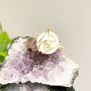 ✨❤️Freshwater pearl wrap ring.